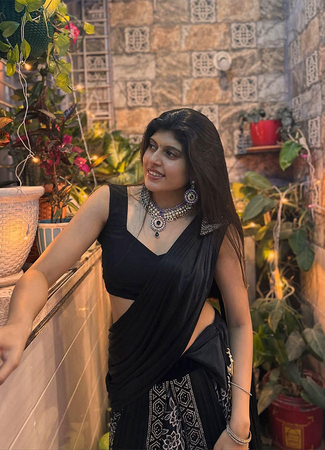 Malliswari Movie Child Artist Greeshma Nethrikaa Exclusive Photos10