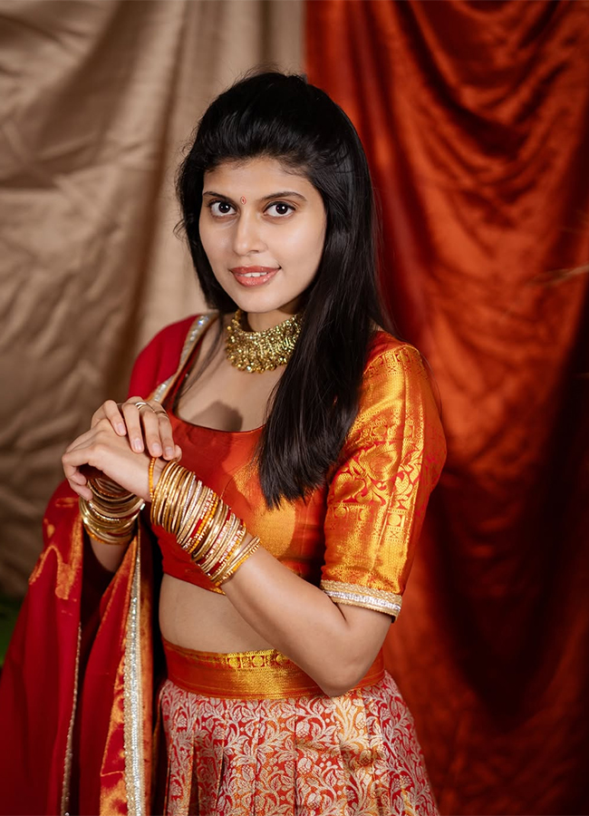 Malliswari Movie Child Artist Greeshma Nethrikaa Exclusive Photos21