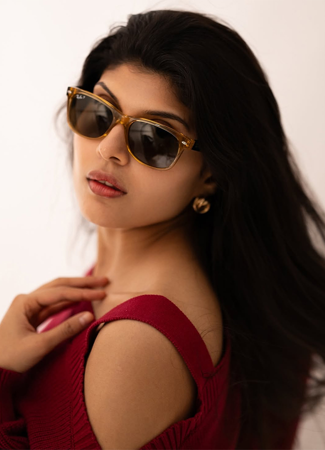Malliswari Movie Child Artist Greeshma Nethrikaa Exclusive Photos23