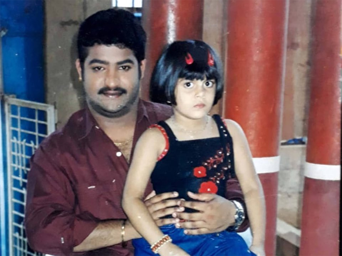 Malliswari Movie Child Artist Greeshma Nethrikaa Exclusive Photos4