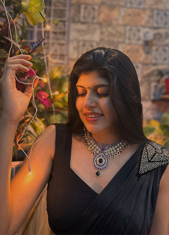 Malliswari Movie Child Artist Greeshma Nethrikaa Exclusive Photos9