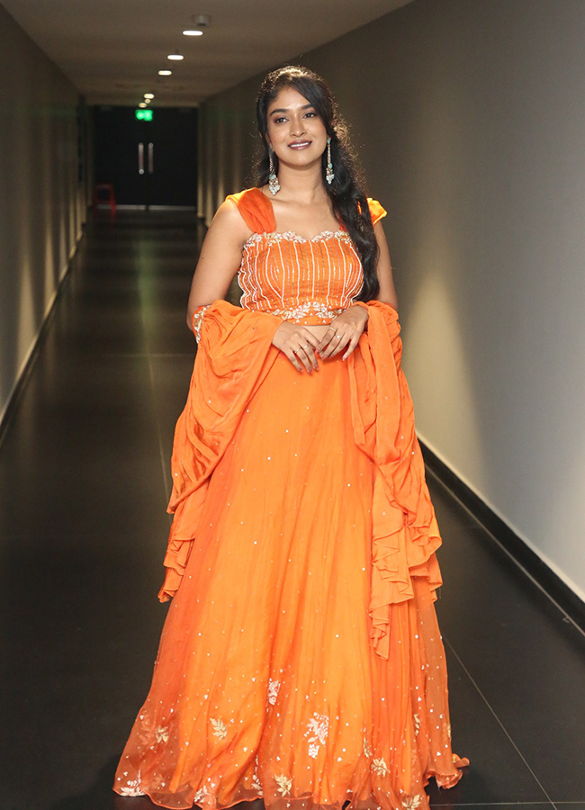 Gorgeous Veda Jalandhar At Ameer Log Trailer Launch Event14
