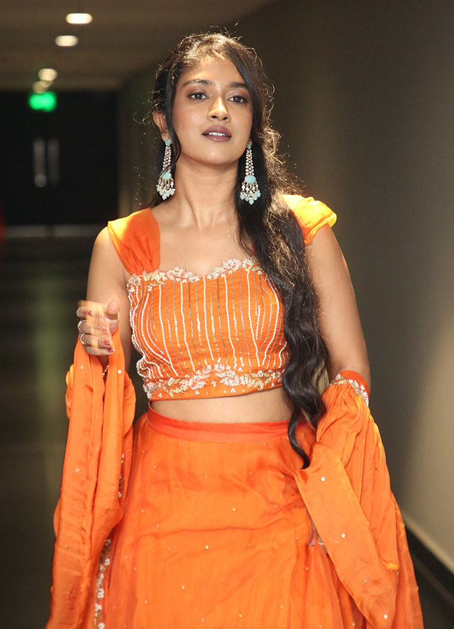 Gorgeous Veda Jalandhar At Ameer Log Trailer Launch Event2