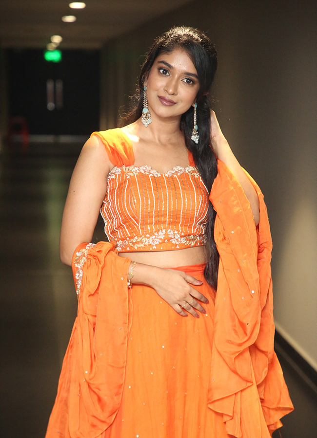 Gorgeous Veda Jalandhar At Ameer Log Trailer Launch Event8