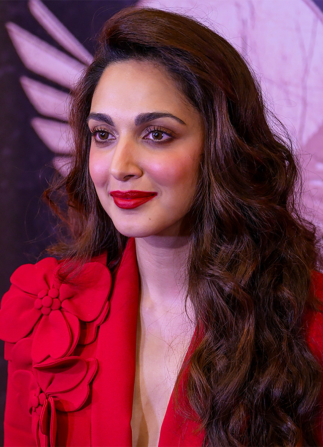 Kiara Advani At Toxic Movie Mumbai Music Launch16