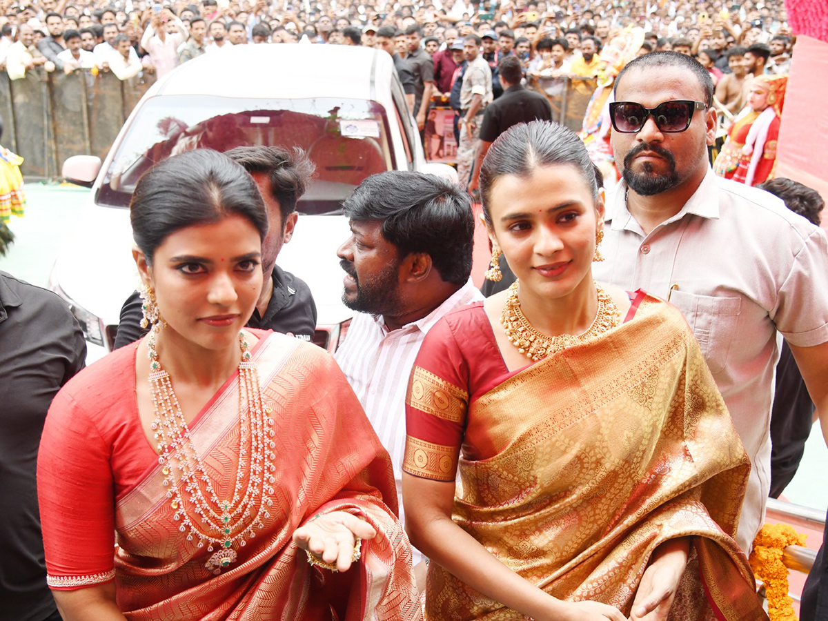 Aishwarya Rajesh and Hebah Patel create a buzz in Adilabad2