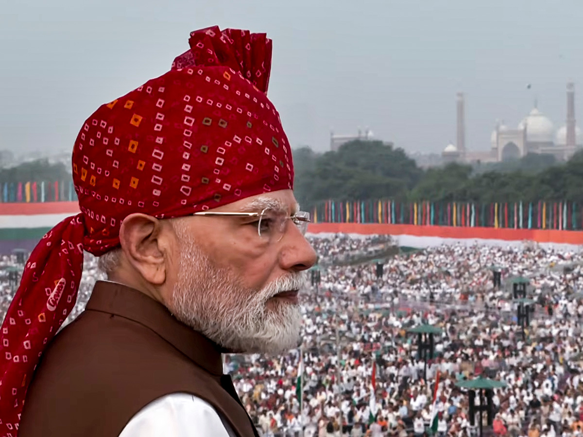 Independence Day 2026: Modi's Gen Z Connect, Vande Mataram Moments Photos6