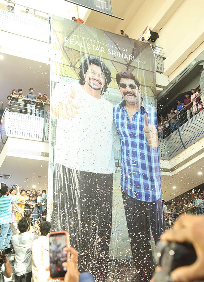 Aasmaan Movie First Look Motion Poster Launch Event 3