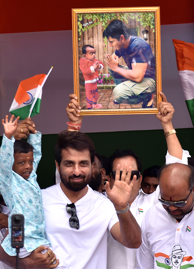 Actor Sonu Sood 80th Independence Day Celebrations in Hyderabad10