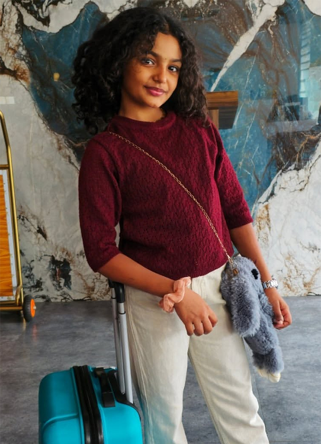 Irumudi Child Artist Baby Nakshathra Trending Photos13