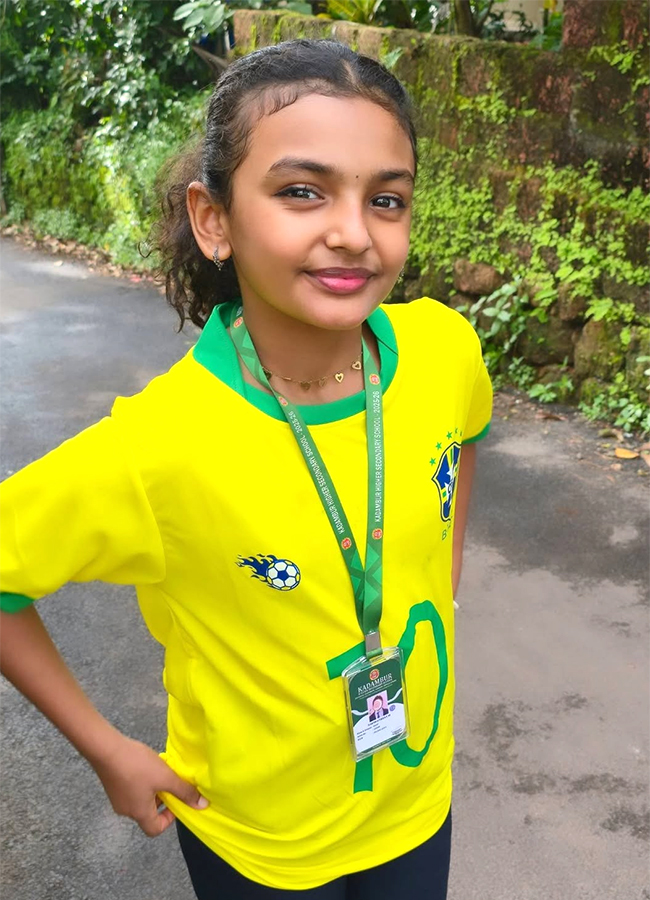 Irumudi Child Artist Baby Nakshathra Trending Photos6