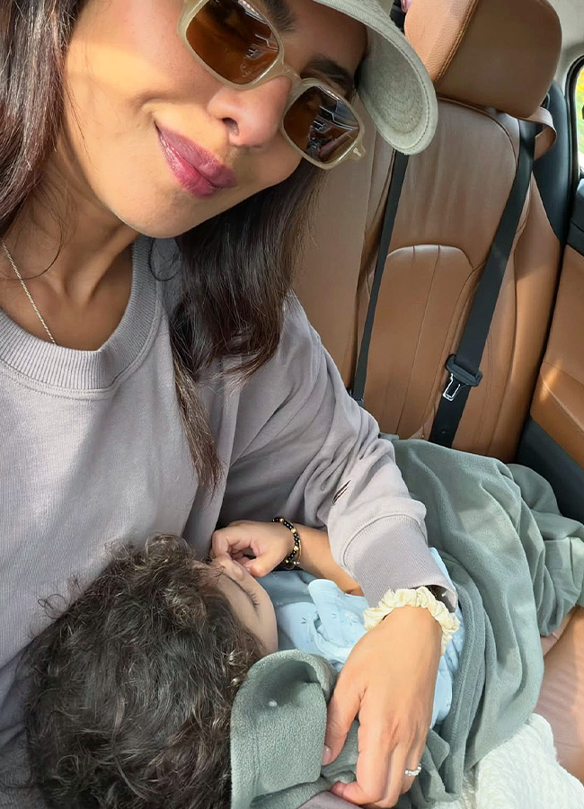 Priyanka Chopra Enjoys Quality Time with Family Photos3
