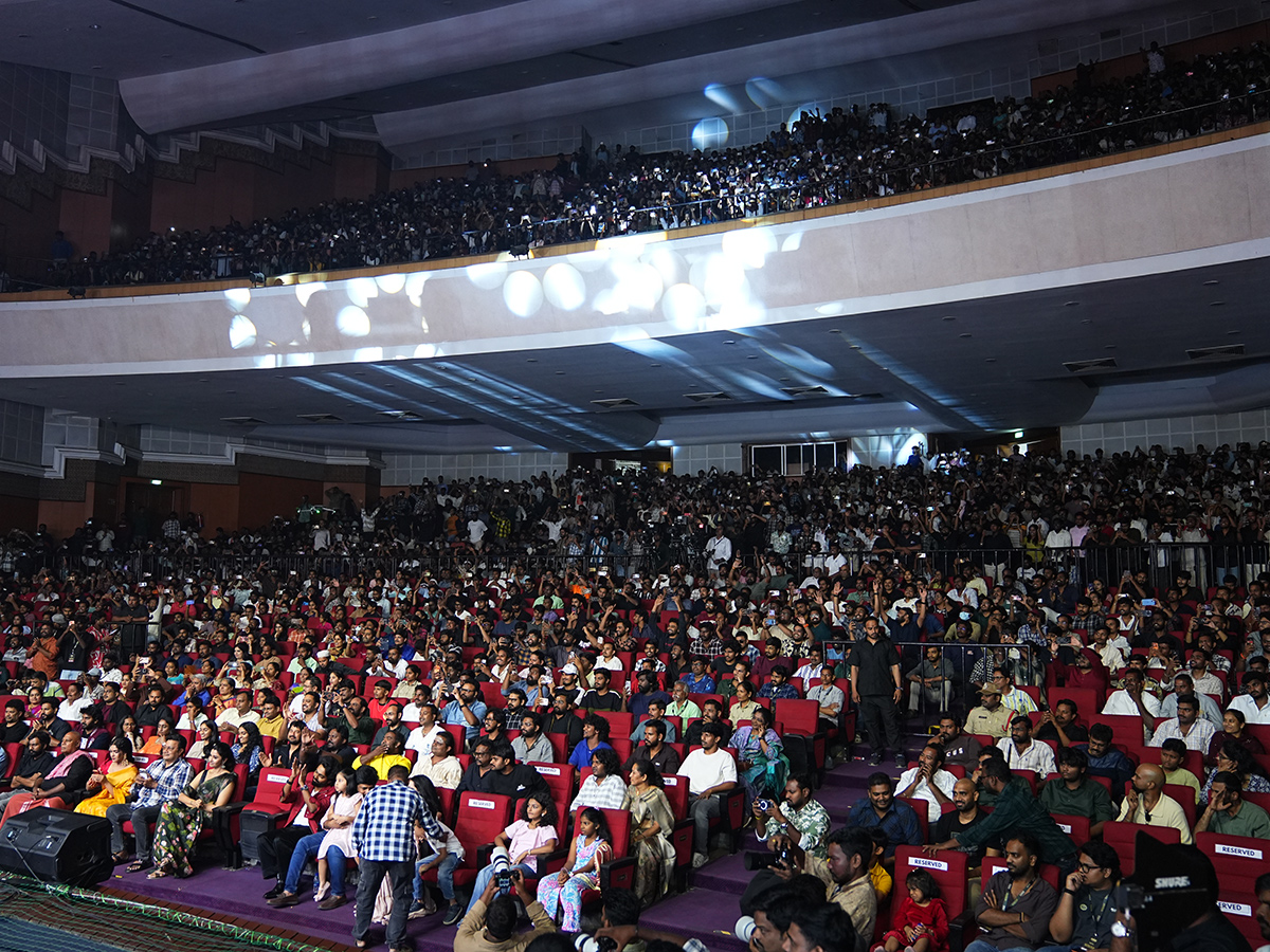 Ravi Teja's Irumudi Movie Pre Release Event Photos4