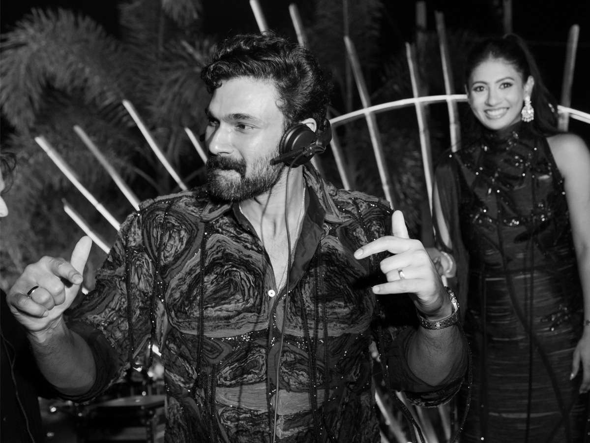 Actor Bellamkonda Sai Srinivas shares beautiful pictures with his wife Kavya Reddy Photos2