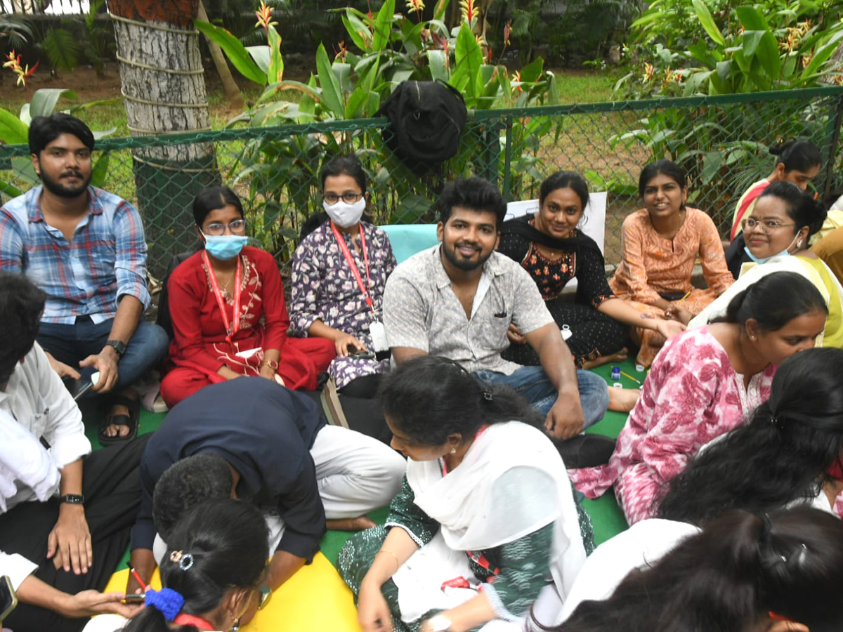 Junior Doctors Protest In Visakhapatnam HD Photos13