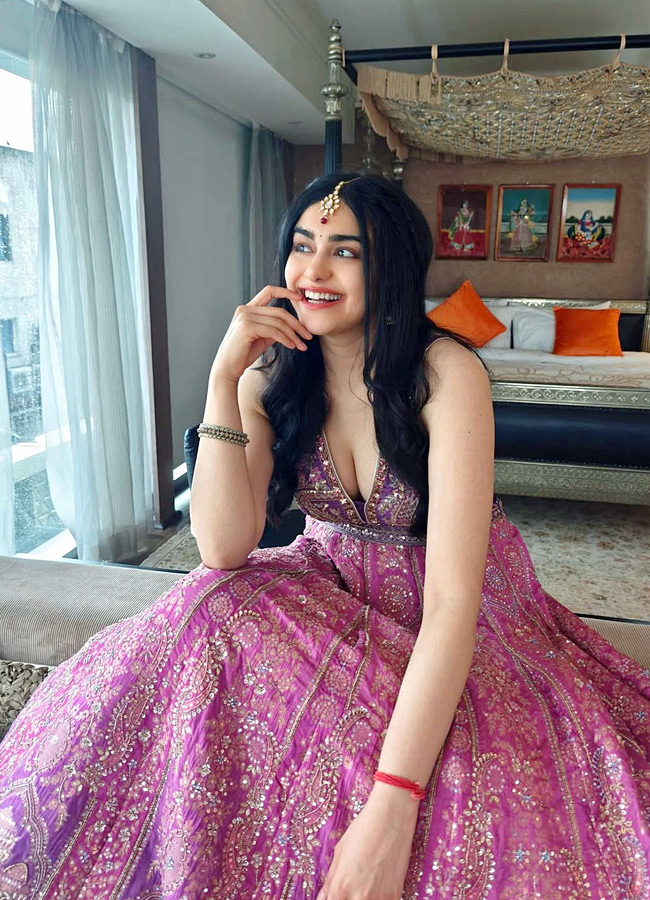 Adah Sharma Shines in Traditional Attire Photos11