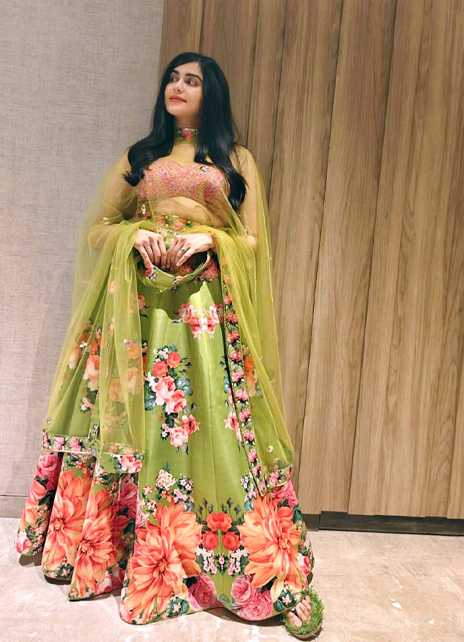 Adah Sharma Shines in Traditional Attire Photos8