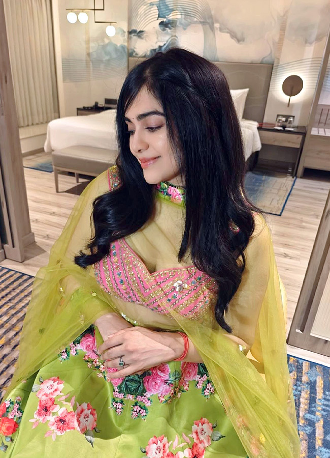 Adah Sharma Shines in Traditional Attire Photos9