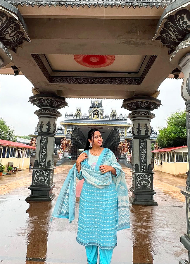 Anchor Lasya and Husband Manjunath Perform Srivari Seva Photos10