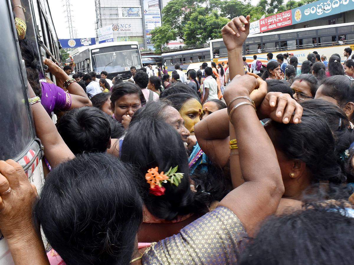 Best Photos of The Week in AP and Telangana Photo Gallery15