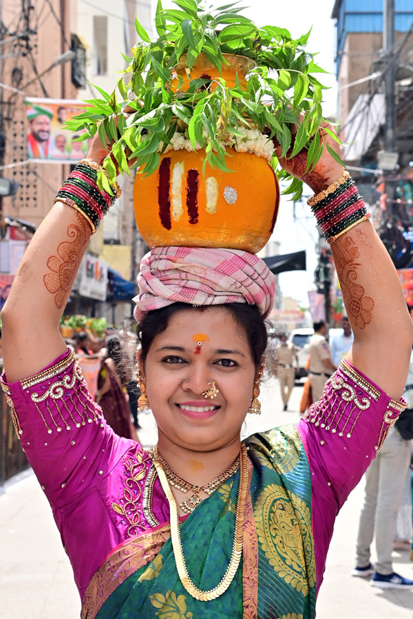 Secunderabad Ujjaini Mahankali Bonalu Photos41
