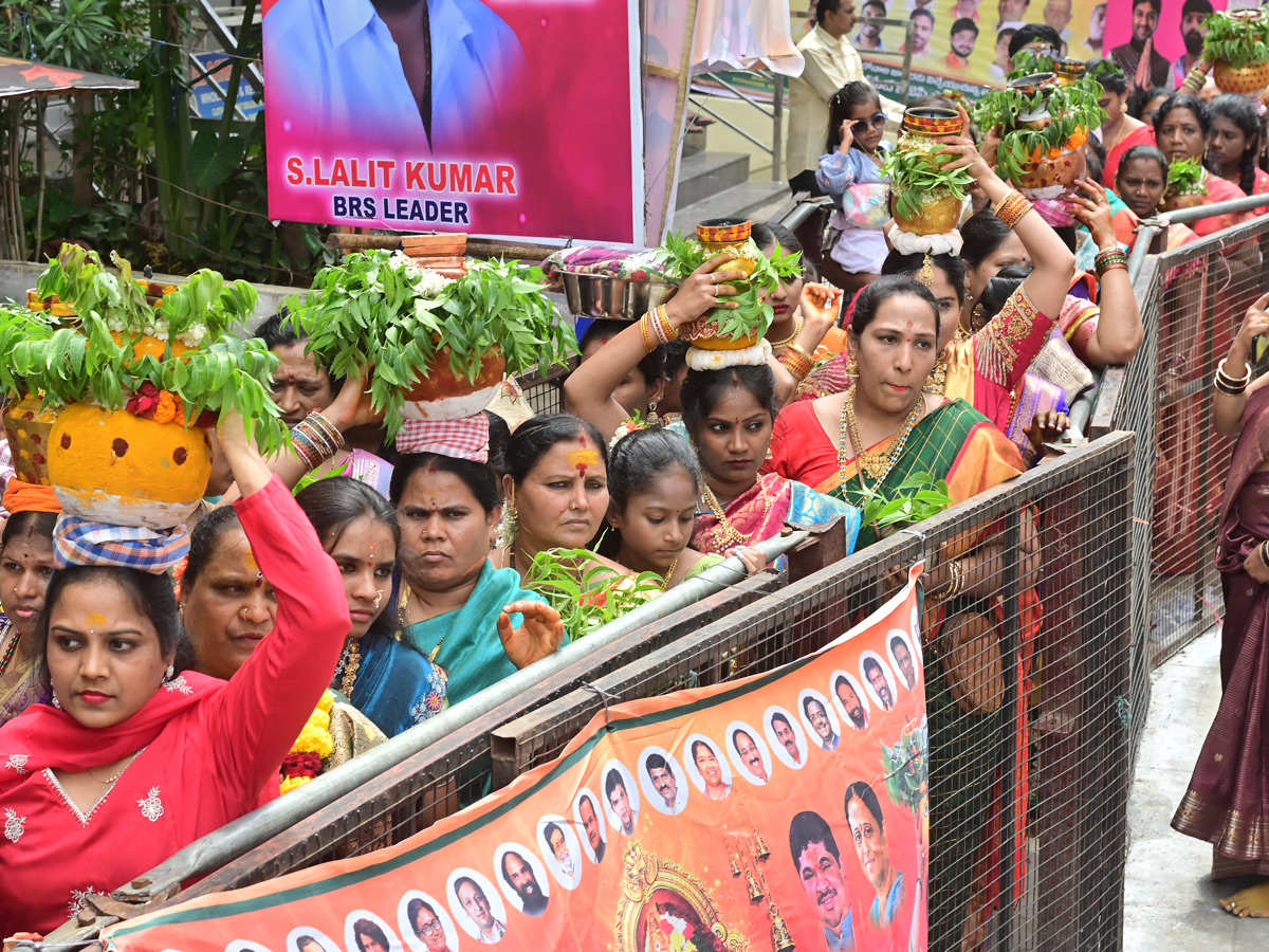 Secunderabad Ujjaini Mahankali Bonalu Photos13
