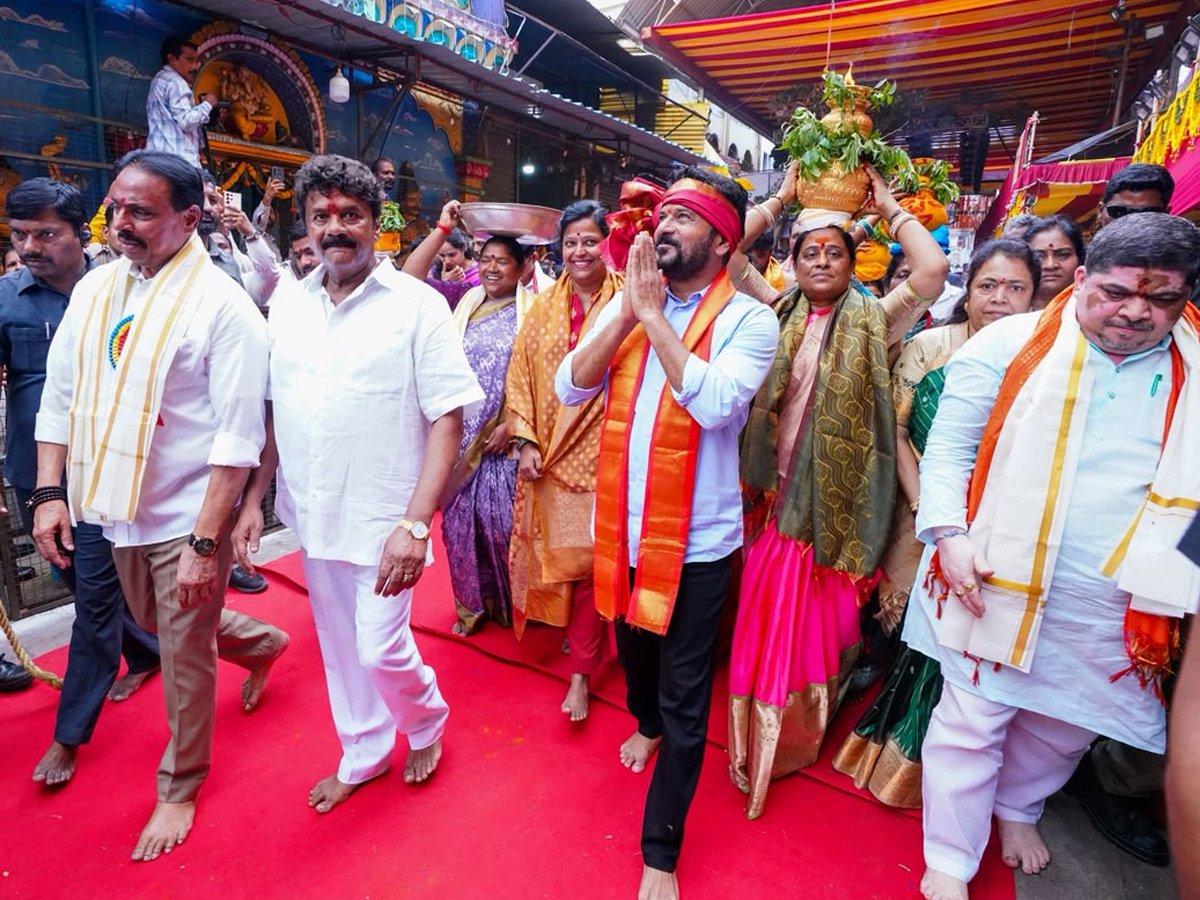 Secunderabad Ujjaini Mahankali Bonalu Photos4
