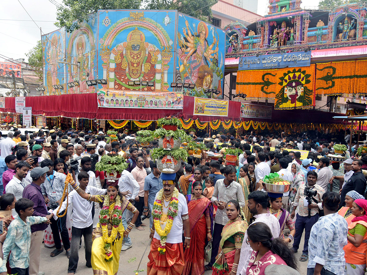 Secunderabad Ujjaini Mahankali Bonalu Photos31