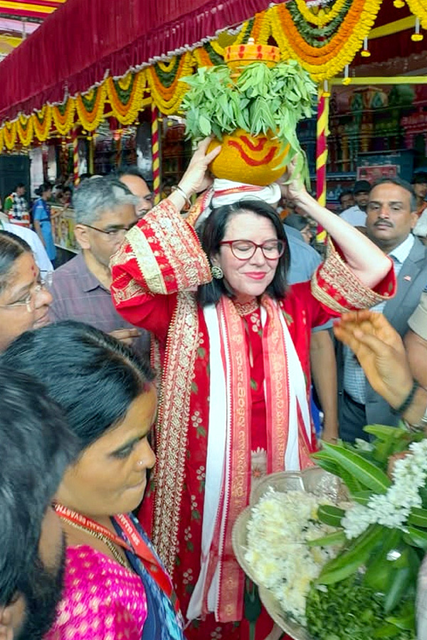 Secunderabad Ujjaini Mahankali Bonalu Photos42