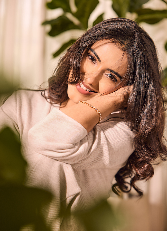 Actress Malvika Sharma Latest Photos Viral10