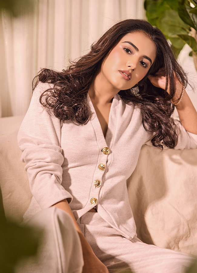 Actress Malvika Sharma Latest Photos Viral2