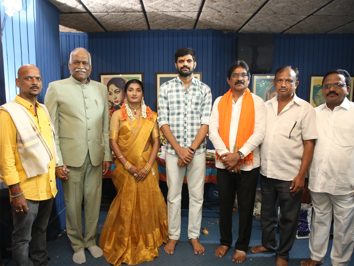 Jabardasth Mahesh New Movie Launched HD Photos6