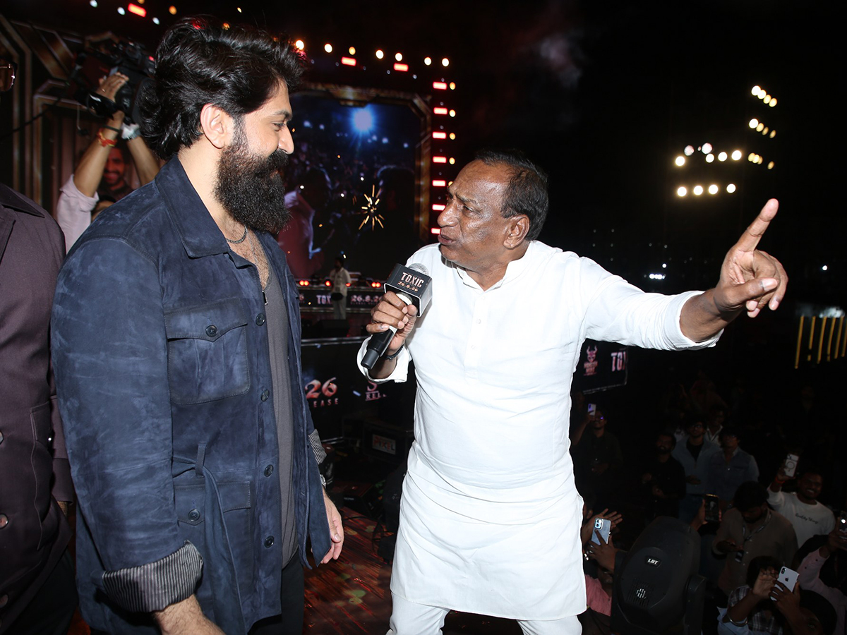 Toxic Pre Release Event in Hyderabad HD Photos1