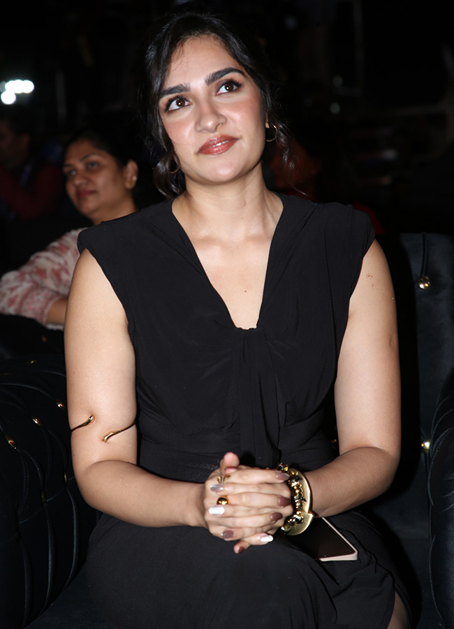 Actress Rukmini Vasanth Toxic Movie Pre Release Event12