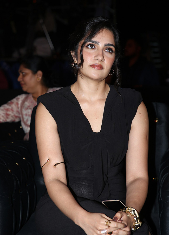 Actress Rukmini Vasanth Toxic Movie Pre Release Event8