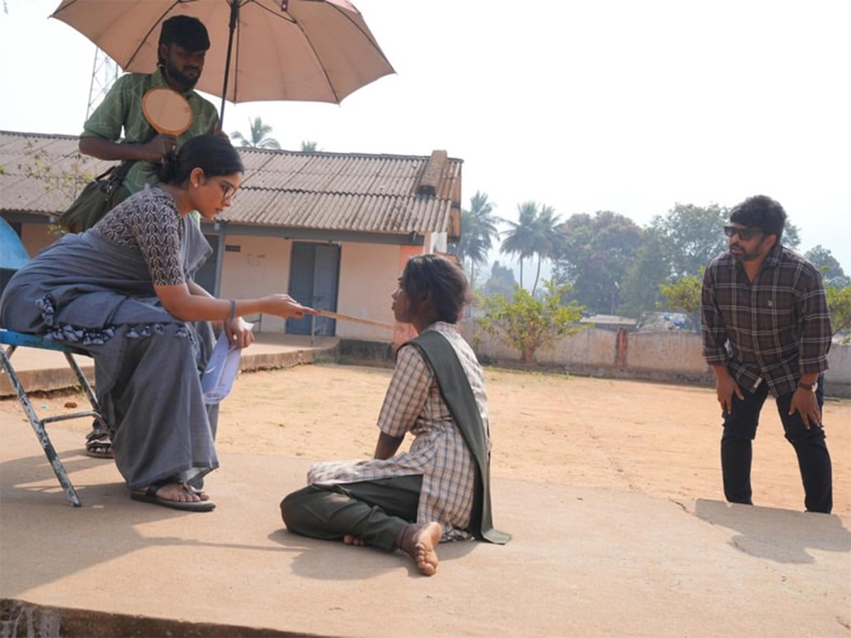 Actress Swasika Vijay irumudi Movie Working Stills HD17