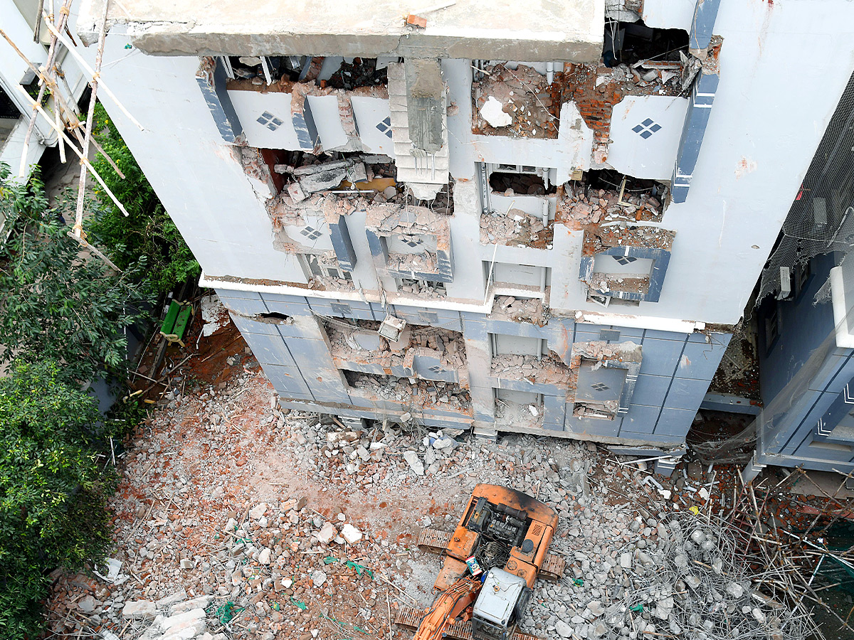 HYDRA Takes Action in Anjaiah Nagar.. (Photos)2
