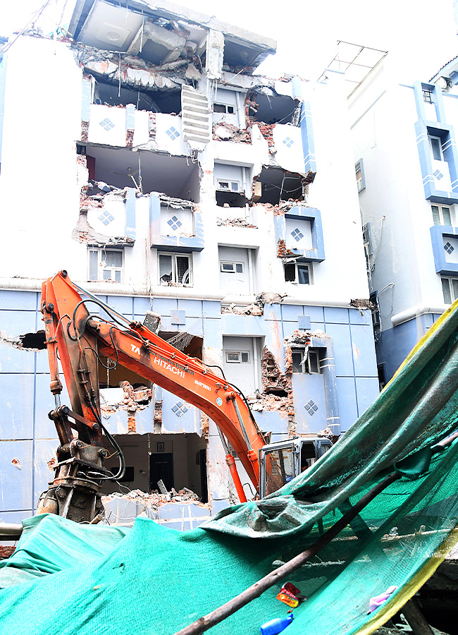 HYDRA Takes Action in Anjaiah Nagar.. (Photos)9