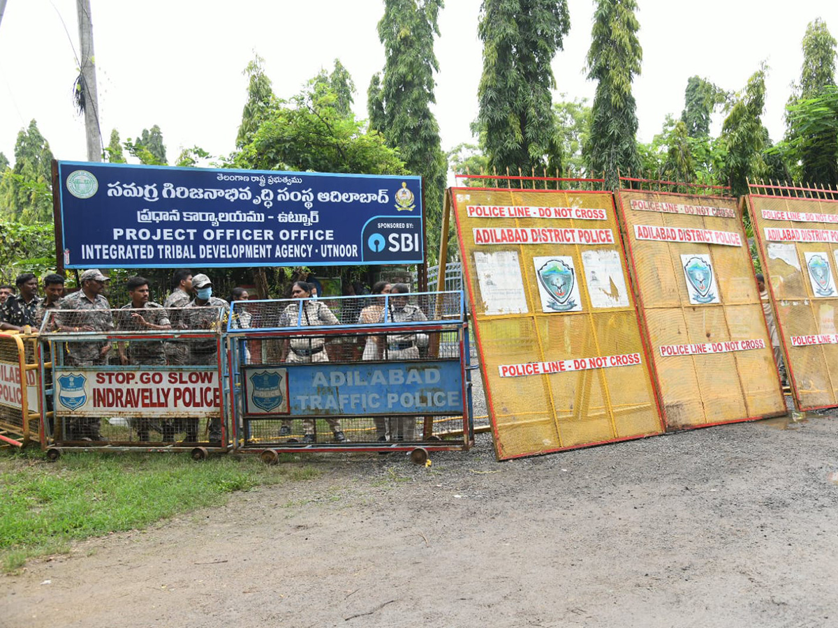 Tribals turn out in large numbers to lay siege to the ITDA3