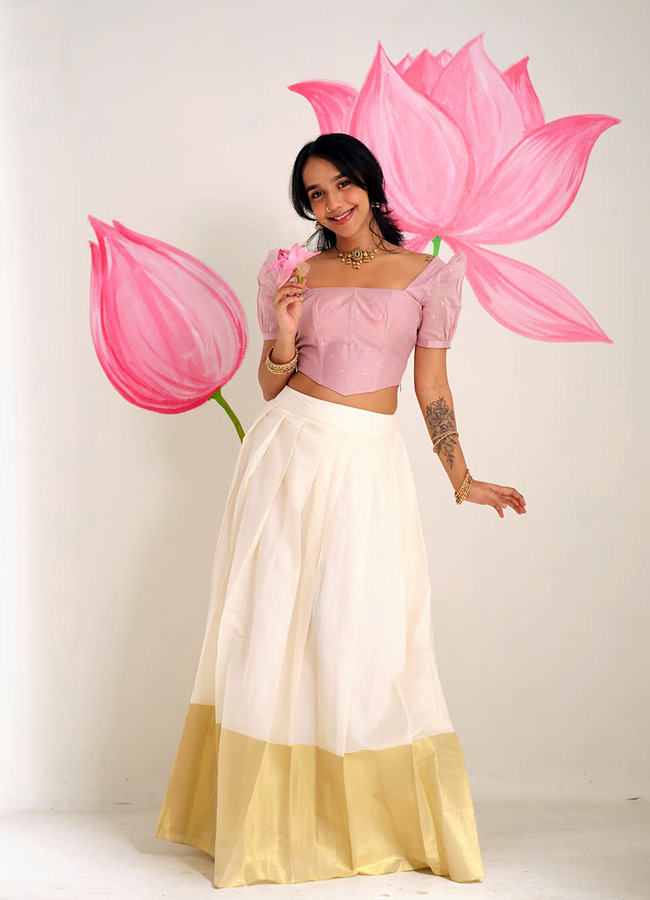Anagha Maya Ravi Shines in Stunning Beauty Photos8