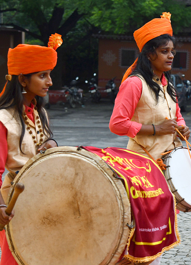  Mesmerizing Dance Performance (Photos)11
