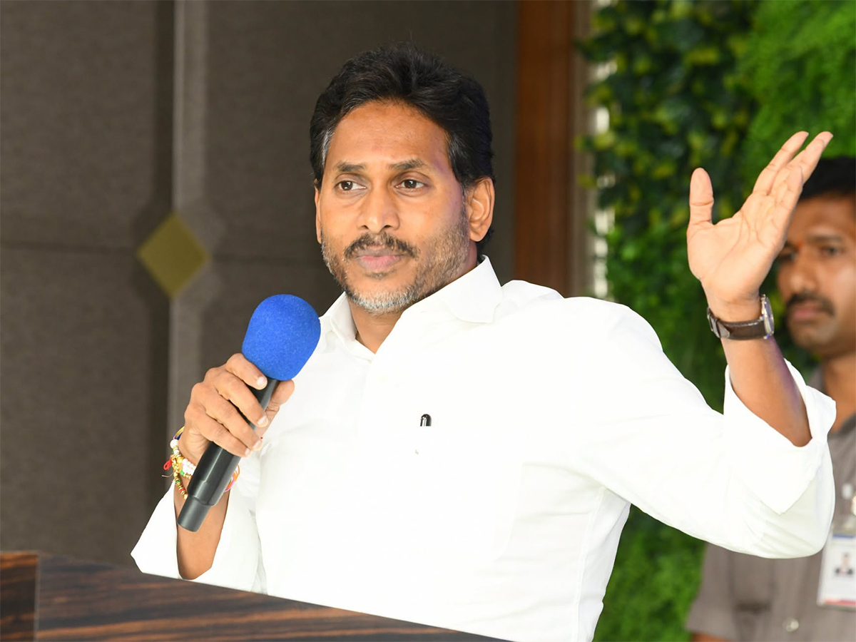 YS Jagan Key Instructions to YSRCP Leaders Local Body Elections11