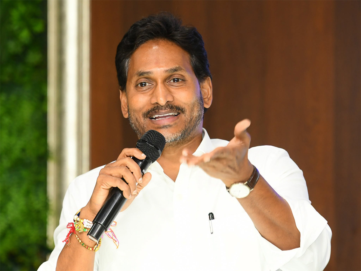 YS Jagan Key Instructions to YSRCP Leaders Local Body Elections15