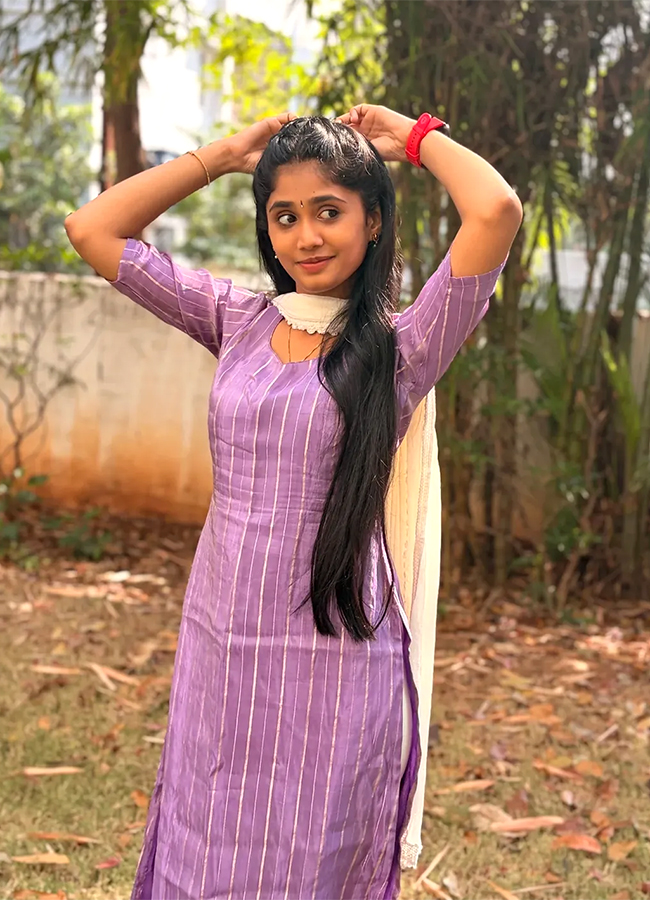 irumudi movie Gayatri Beautiful HD Photos24