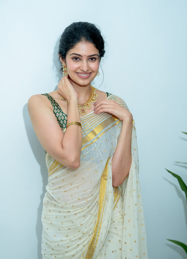 Actress Manasa Varanasi Onam Festival 2026 Special Photos12