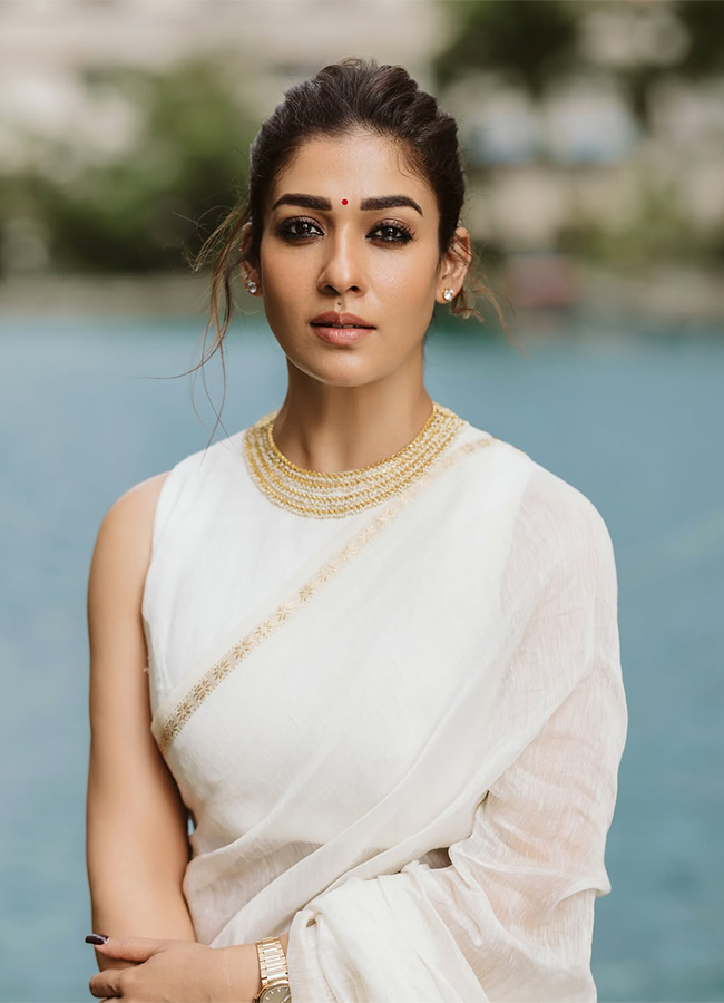Actress Nayanthara Toxic Movie Trending Now11