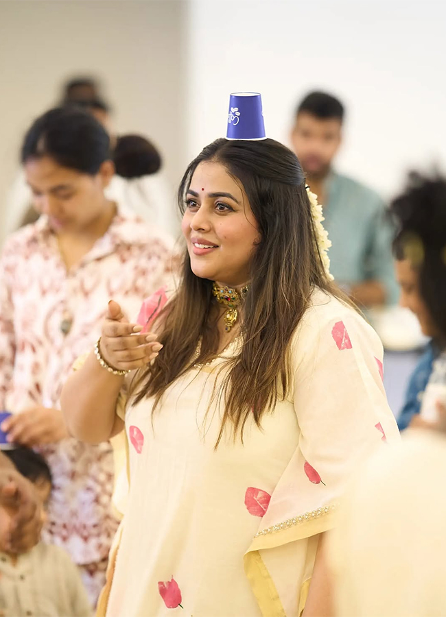 Actress Poorna Onam Celebrations Viral Photos13