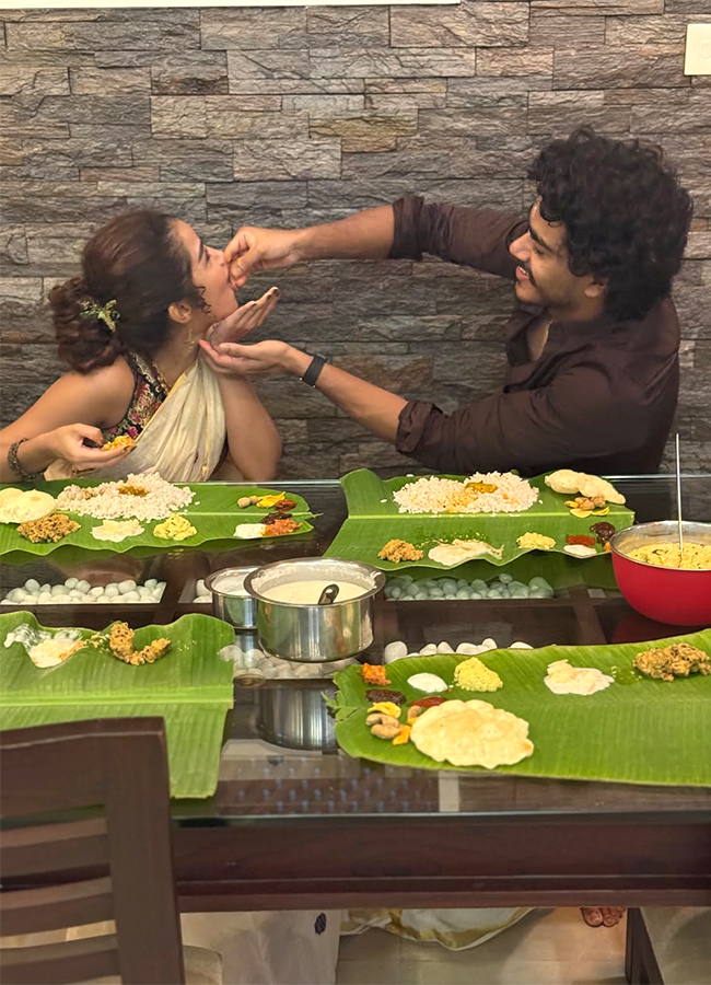 Anupama Parameswaran Onam Celebrations Viral Photos19