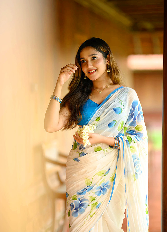 Onam Special Malayalam Beauties Shining Bright Photos2