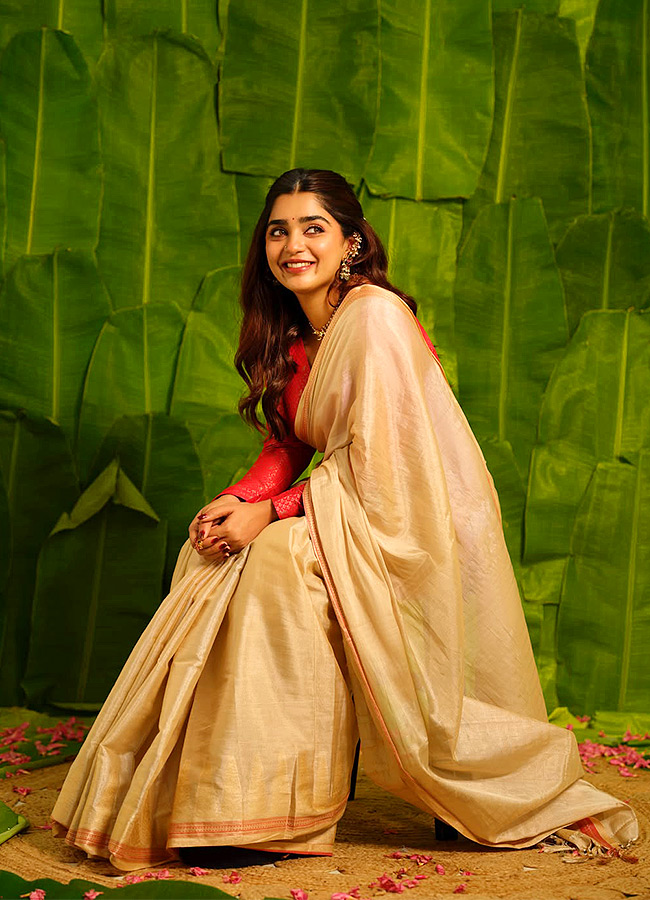 Onam Special Malayalam Beauties Shining Bright Photos7